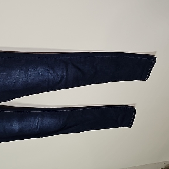 Levi's 711 dark wash 27x32 skinny jeans - Picture 3 of 8